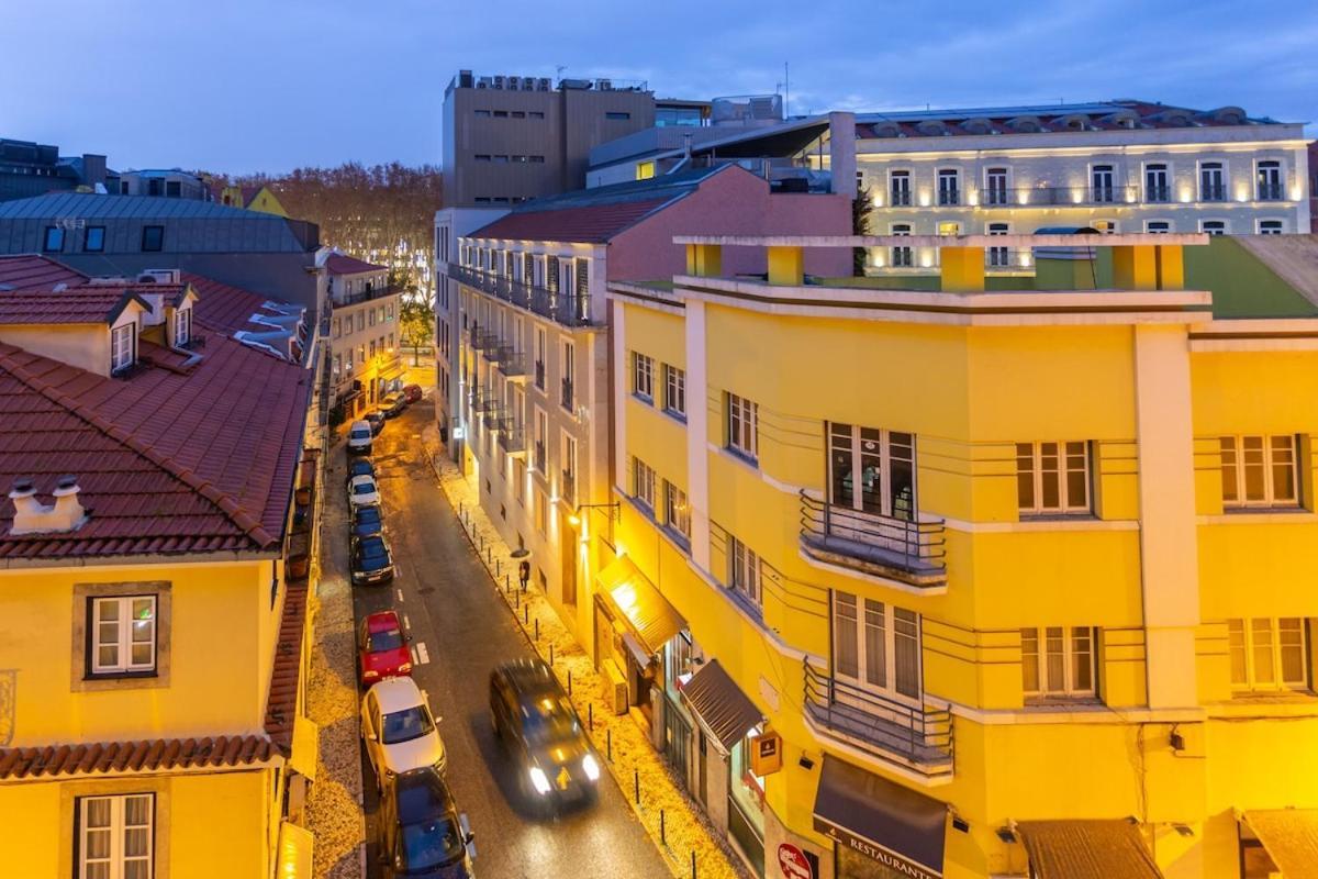 Bright 2 Bedroom Apt 100M From Av. Liberdade Lisbon Exterior photo